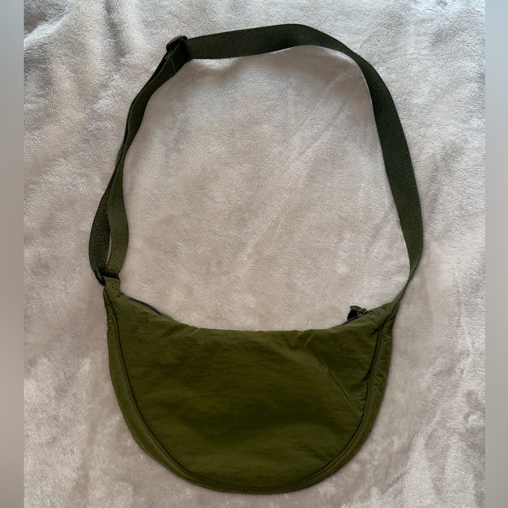 UNIQLO Round Mini Shoulder Bag - Olive Green